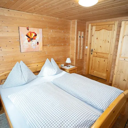 Biohof Stockreiter Vulgo Grillschmied Farm stay Murau